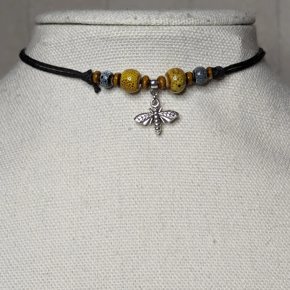 Silver Bee Charm Yellow Black Ceramic Wood Bead Boho Adjustable Choker Necklace_3